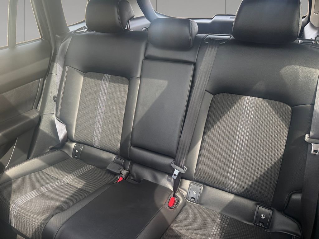 Used 2025 MAZDA CX-50 AWD 2.5 S w/ Premium Package image 16