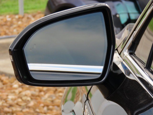 Used 2023 Lincoln Nautilus Reserve image 17