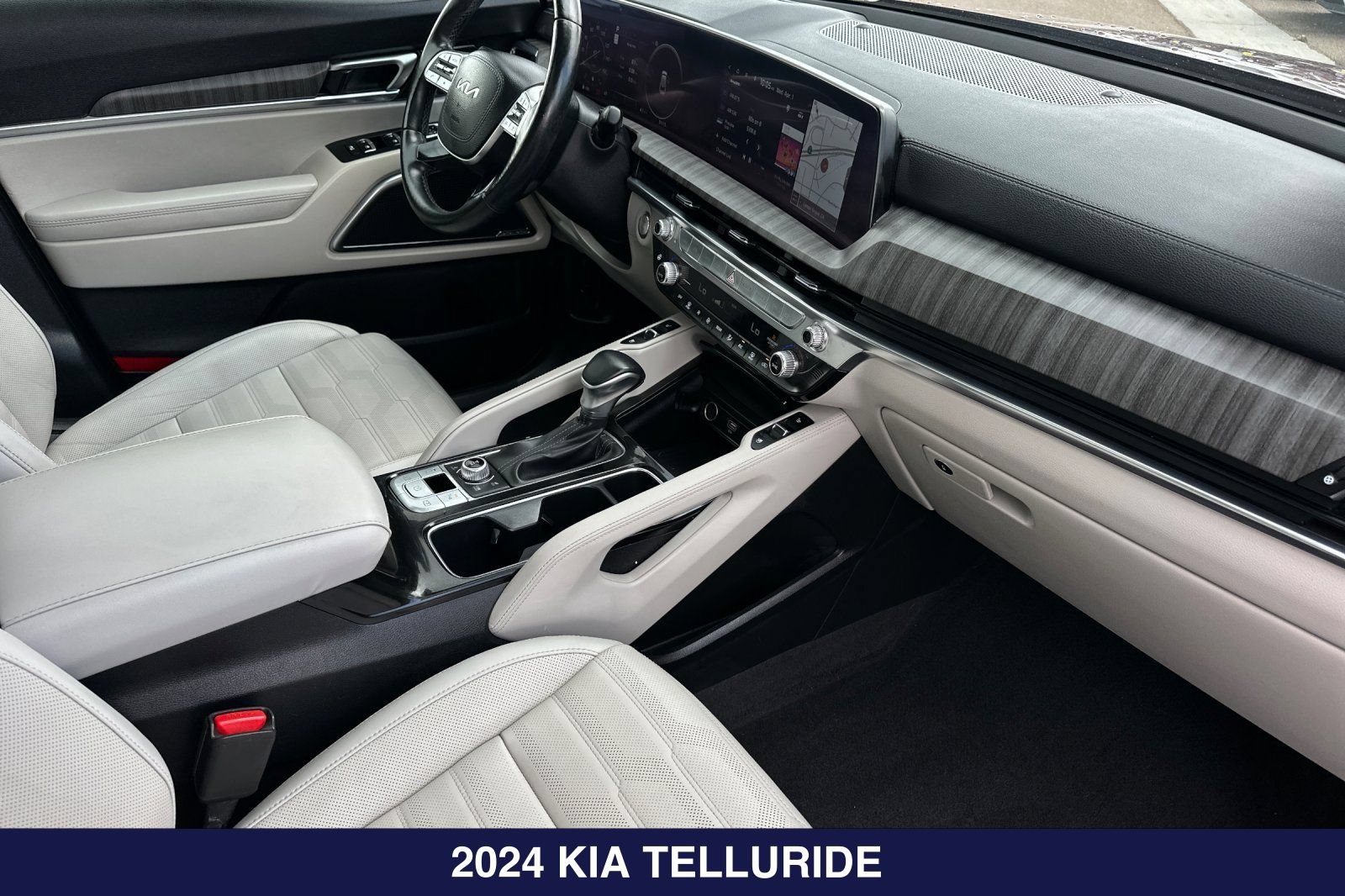 Used 2024 Kia Telluride SX Prestige AWD/4WD image 18