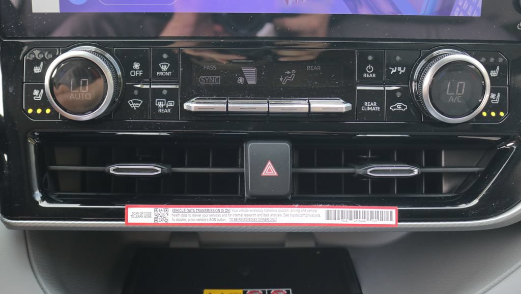 New 2026 Toyota Highlander Platinum AWD/4WD image 26