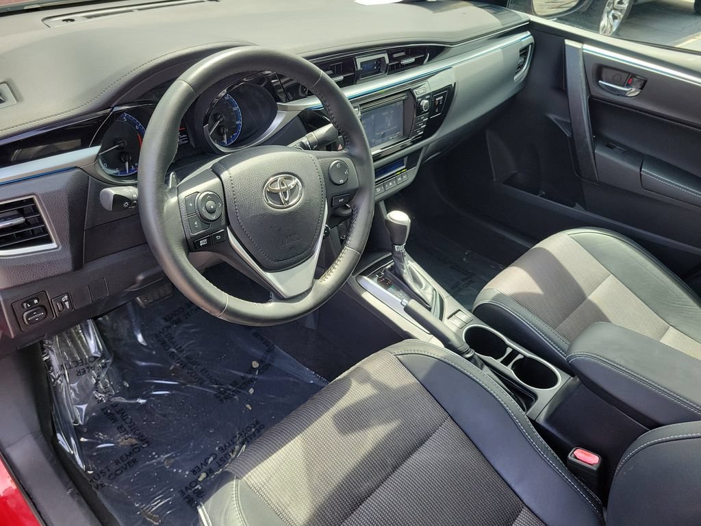 Used 2015 Toyota Corolla S FWD image 19