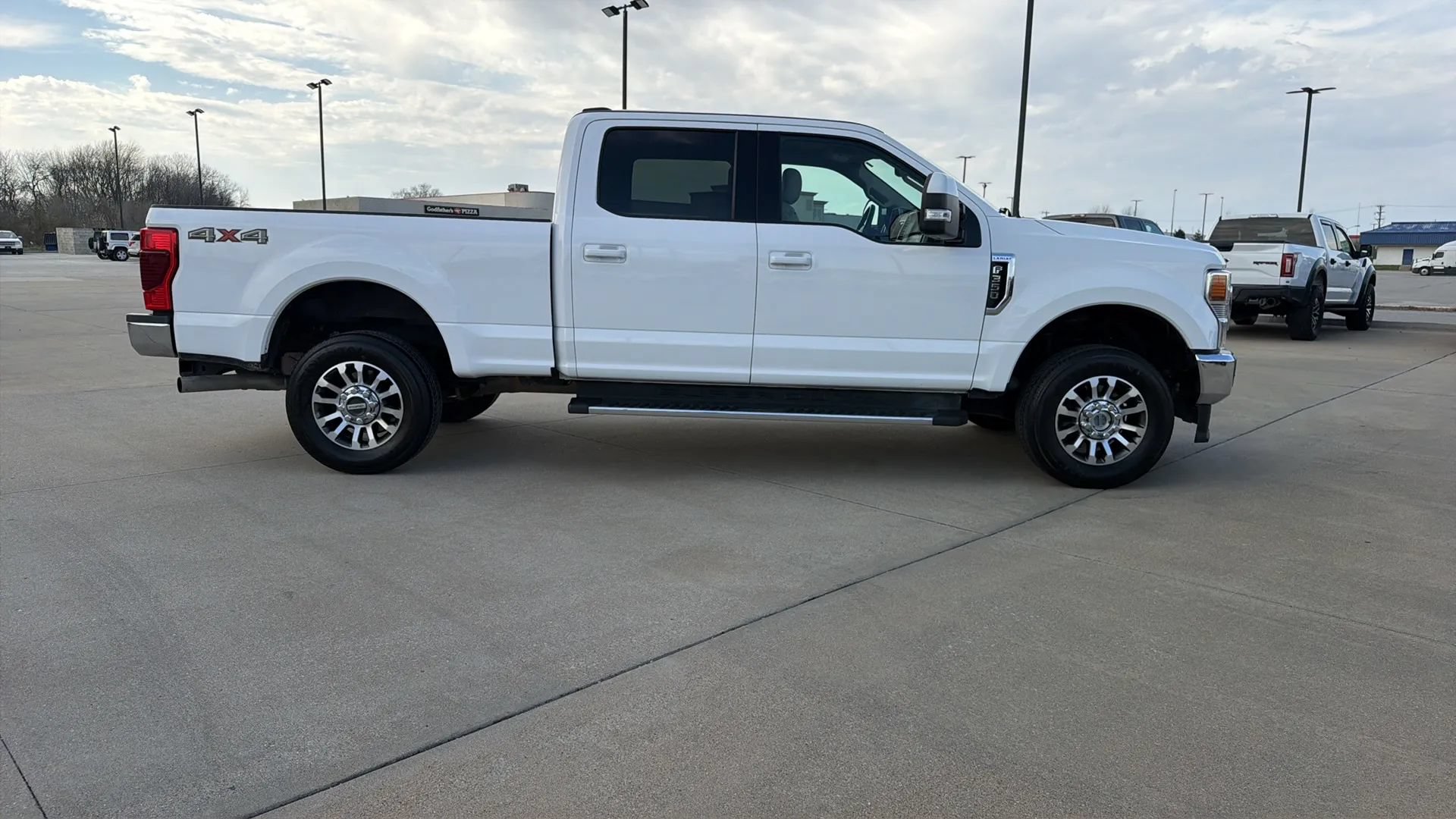 Used 2020 Ford F350 Lariat w/ Lariat Value Package AWD/4WD image 27
