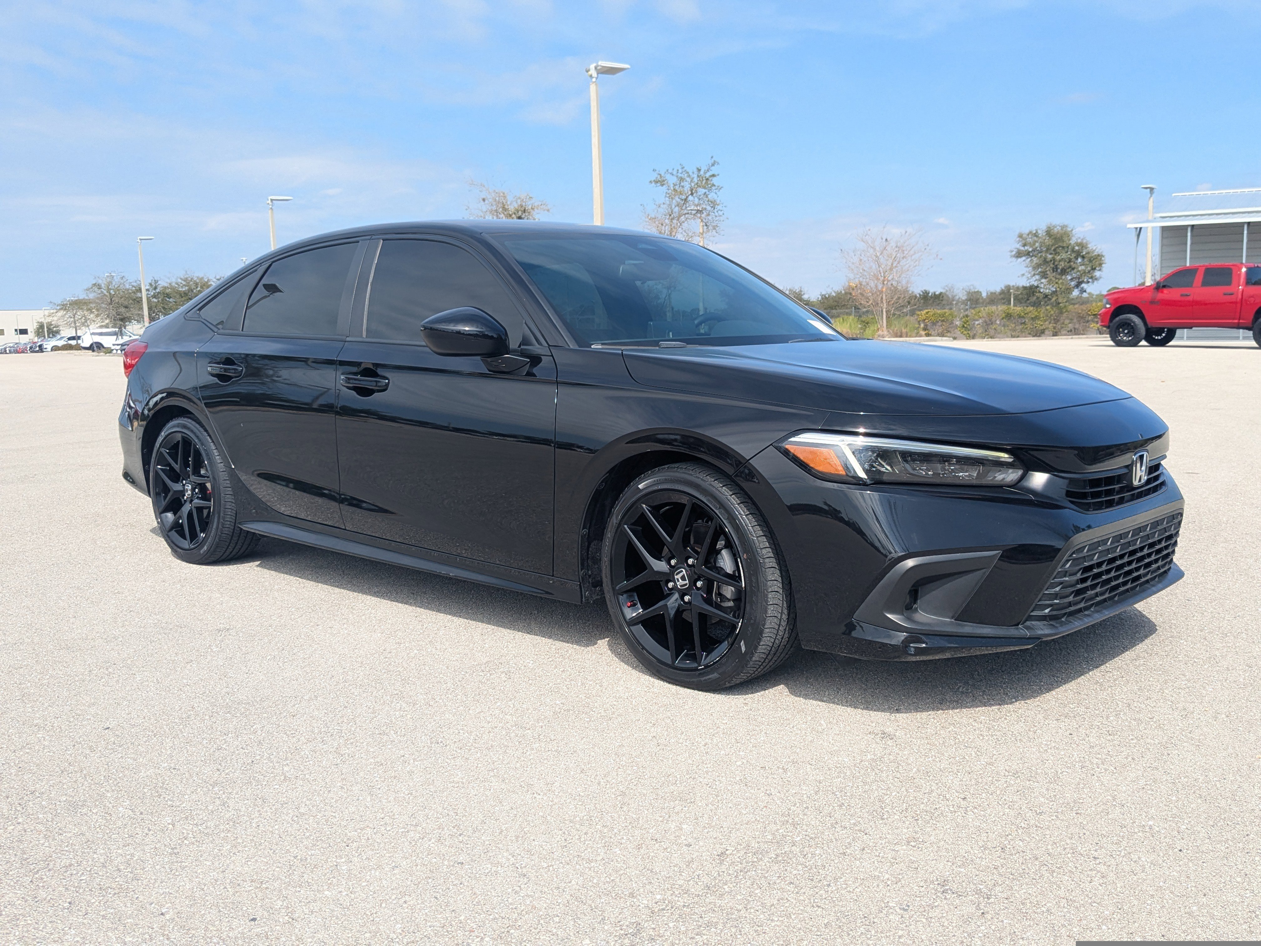 Used 2022 Honda Civic Sport image 2