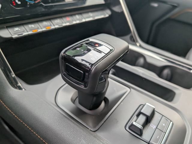 Used 2024 GMC Sierra 1500 AT4 w/ Technology Package image 24