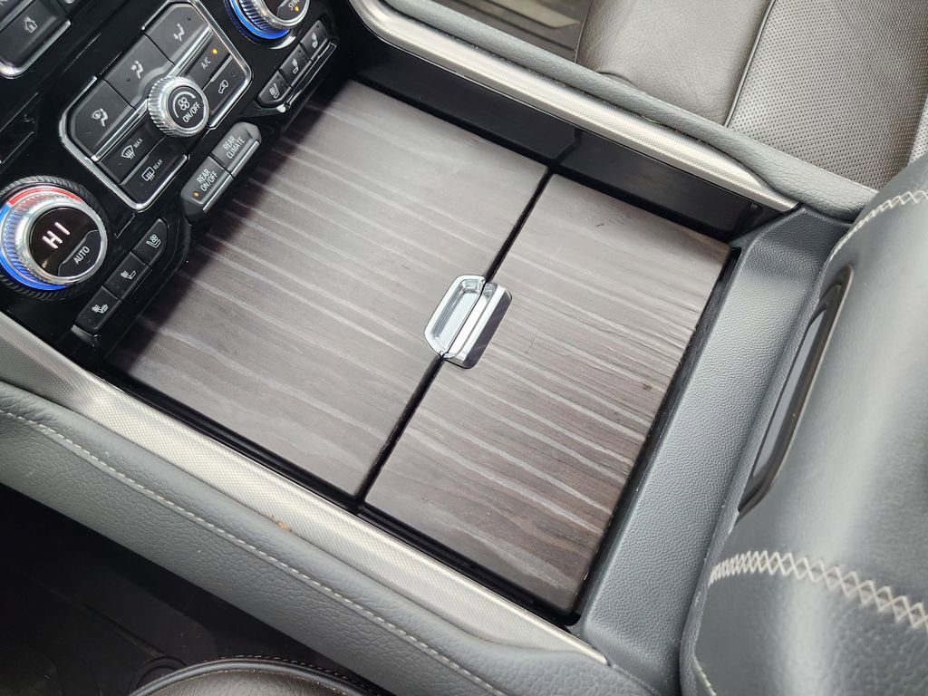 Used 2022 GMC Yukon XL Denali image 20