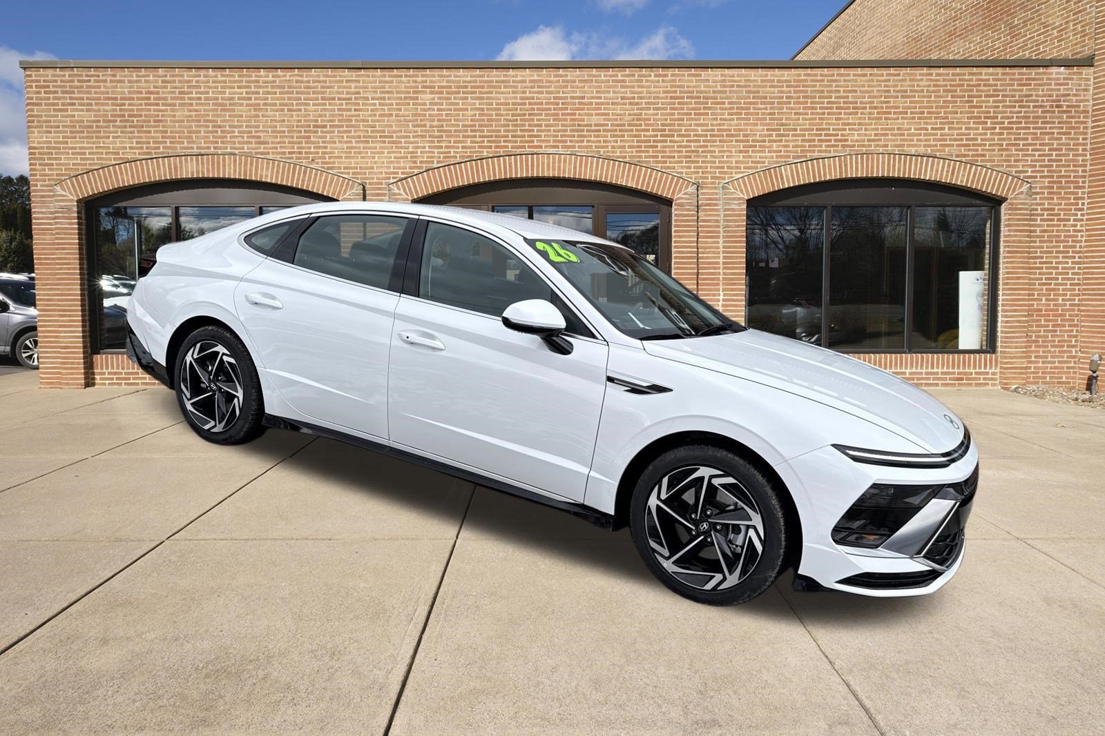 New 2026 Hyundai Sonata SEL FWD image 1