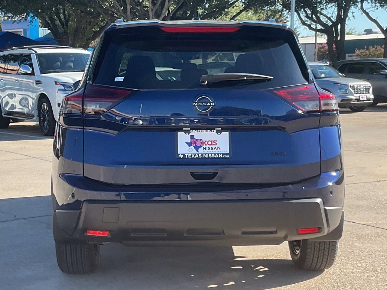 New 2027 Nissan Rogue Dark Armor AWD/4WD image 5
