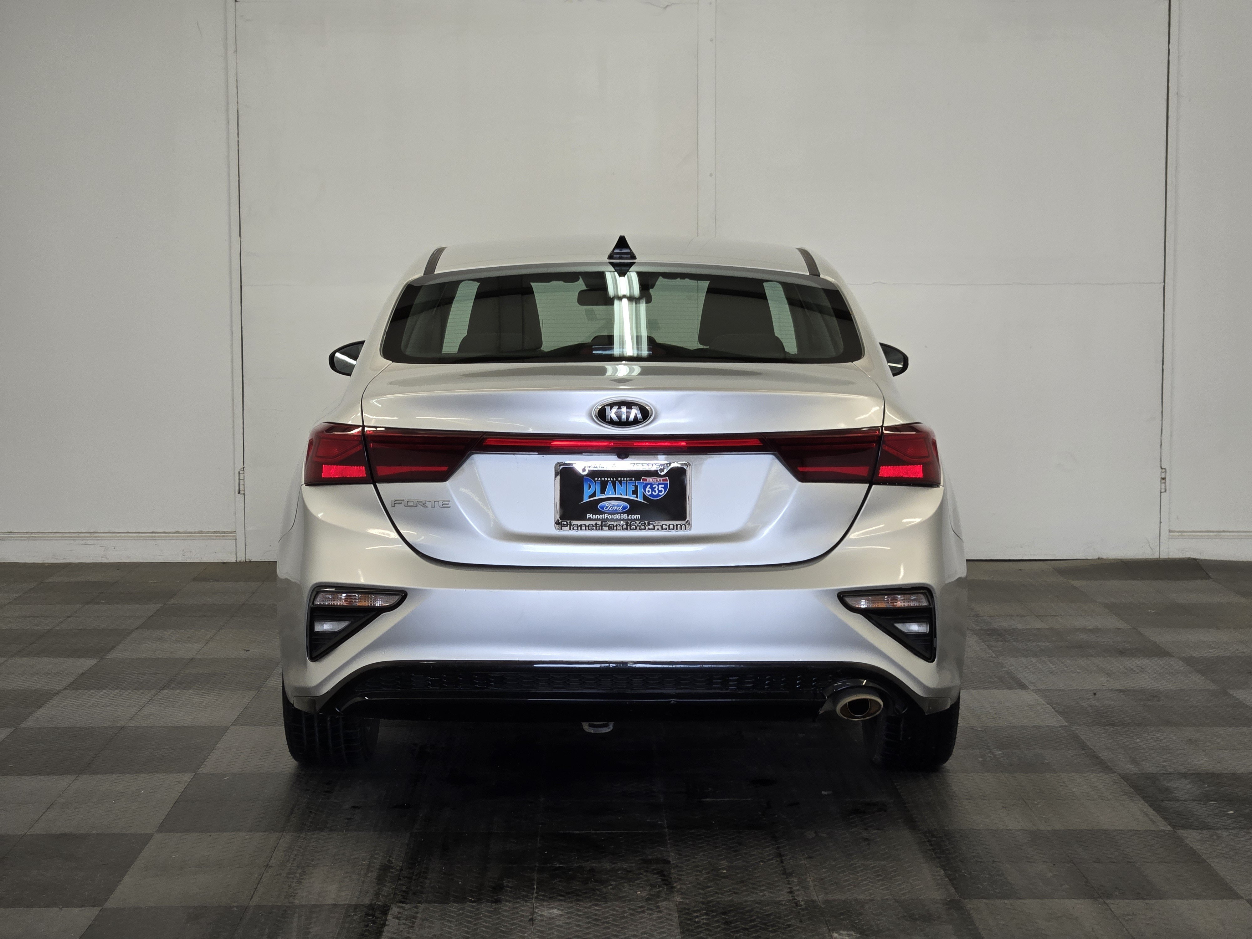 Used 2020 Kia Forte LXS FWD image 6