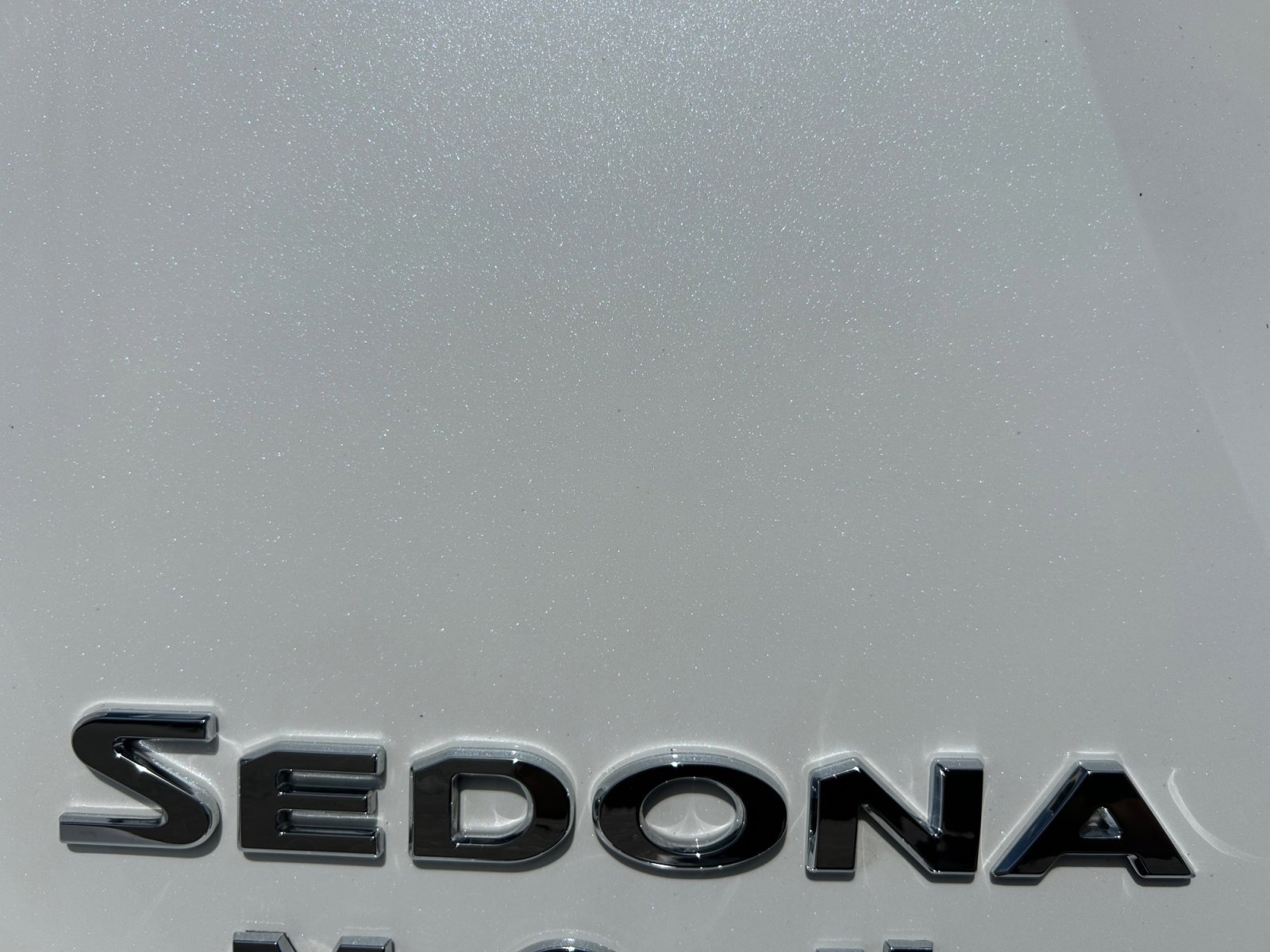 Used 2021 Kia Sedona LX image 28