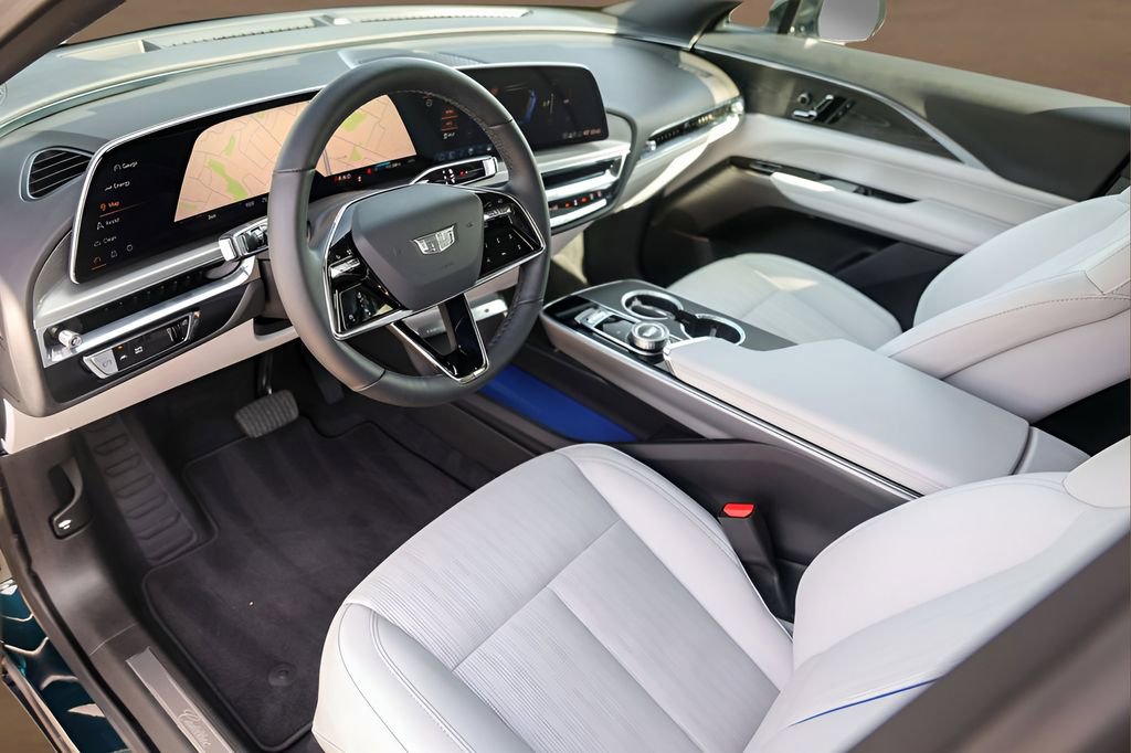 Certified 2024 Cadillac Lyriq Sport image 10