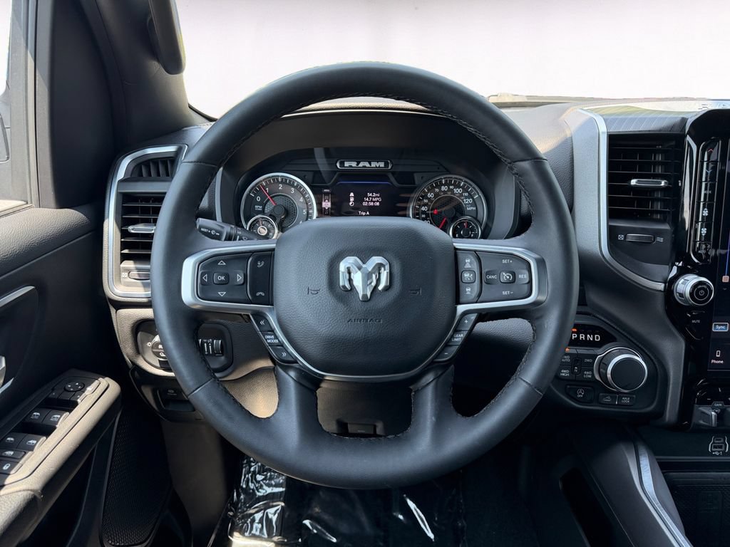 Used 2025 RAM 1500 Big Horn AWD/4WD image 12