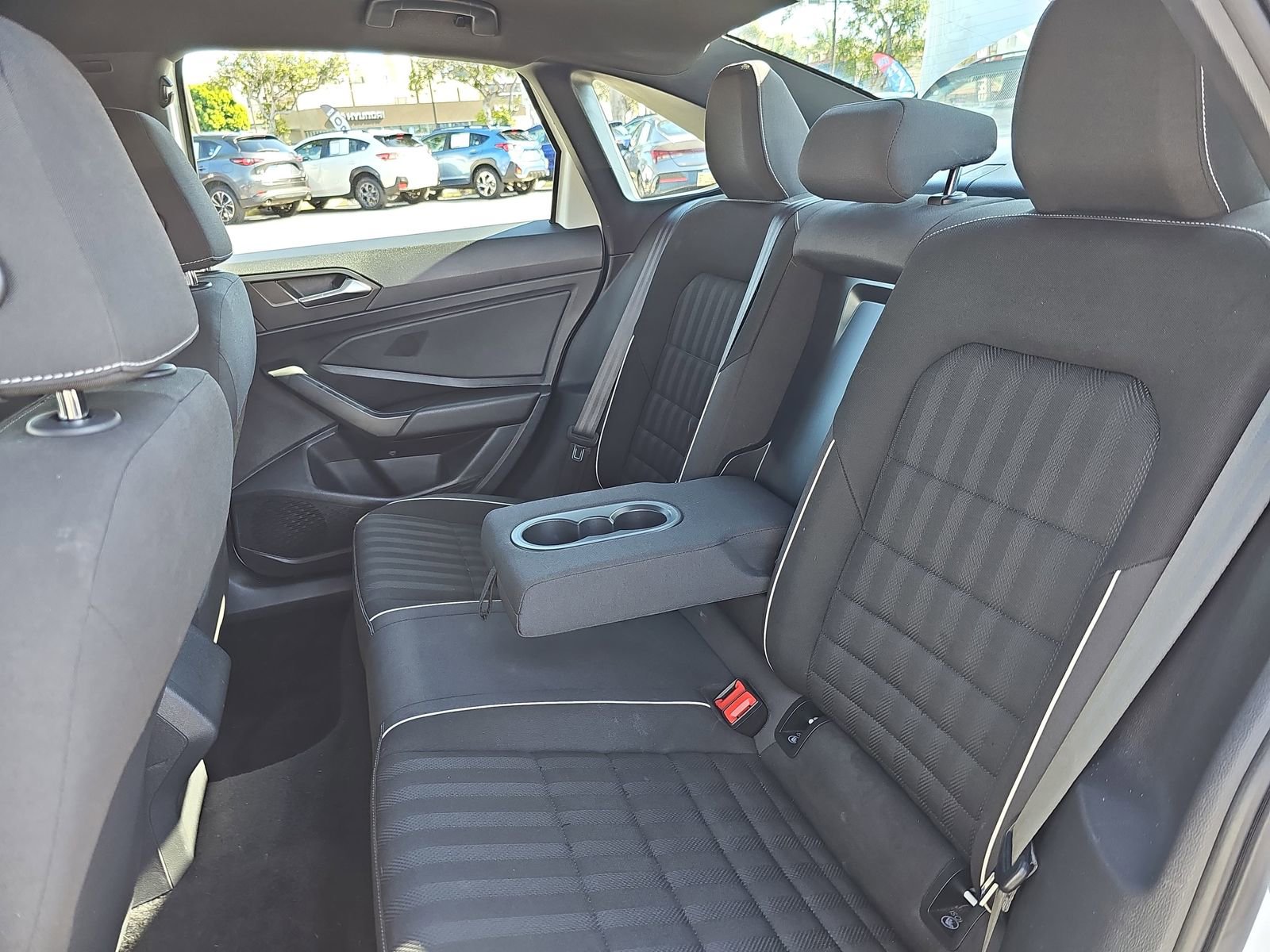 Used 2022 Volkswagen Jetta Sport image 13