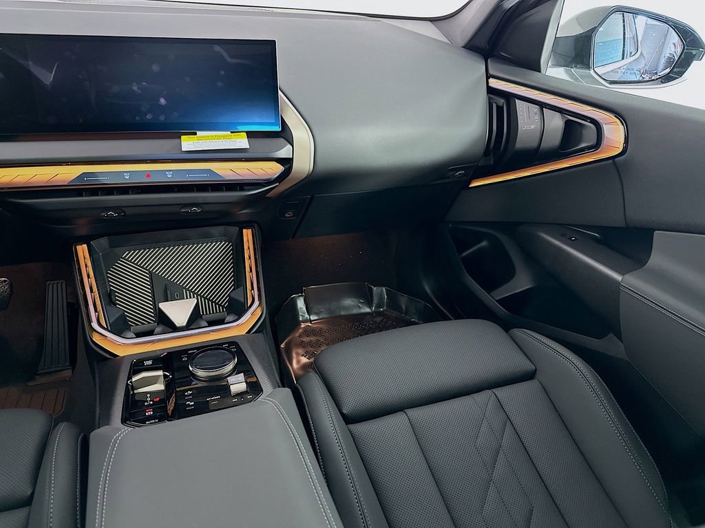 Used 2025 BMW X3 xDrive30i w/ Premium Package image 29