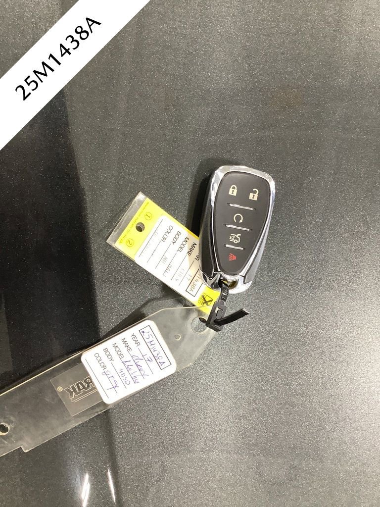 Used 2017 Chevrolet Malibu LT image 29