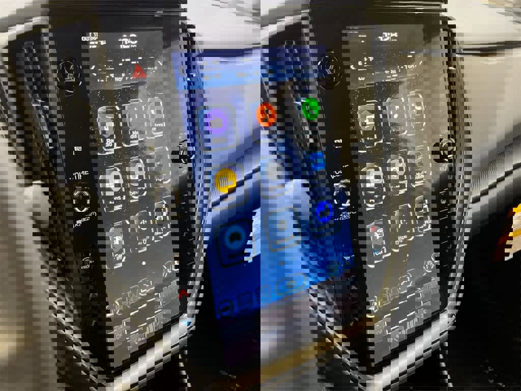 Certified 2025 Subaru Crosstrek 2.5i Limited image 19