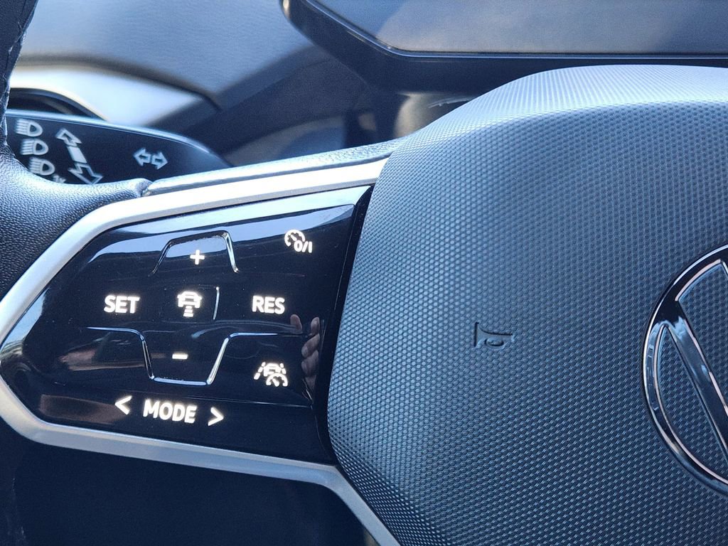 Used 2023 Volkswagen ID.4 Pro S Plus image 19