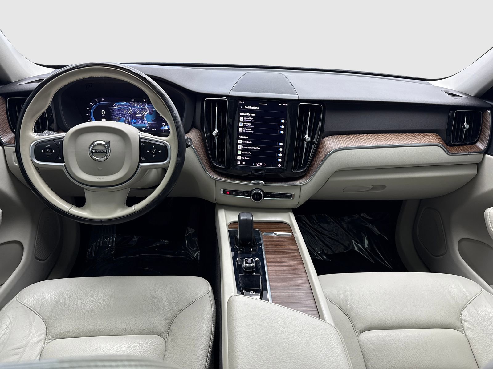 Used 2022 Volvo XC60 B5 Momentum w/ Protection Package Premier FWD image 20