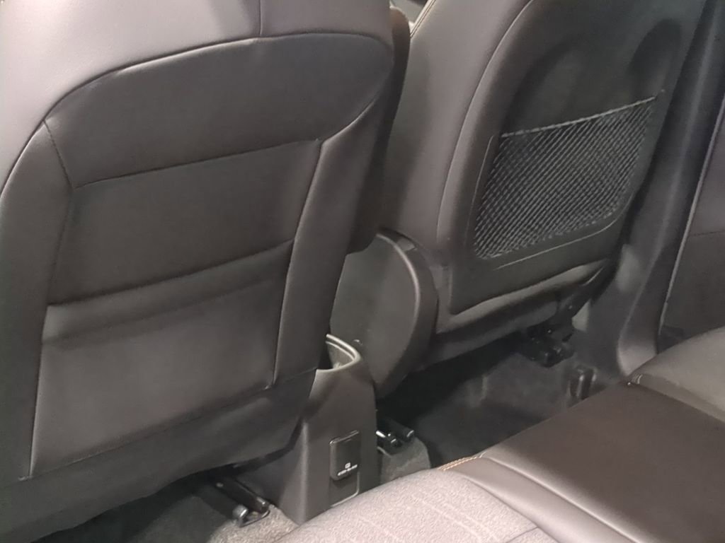 Used 2020 Chevrolet Trax LT w/ LT Convenience Package image 22