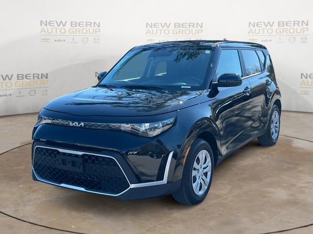Used 2025 Kia Soul LX