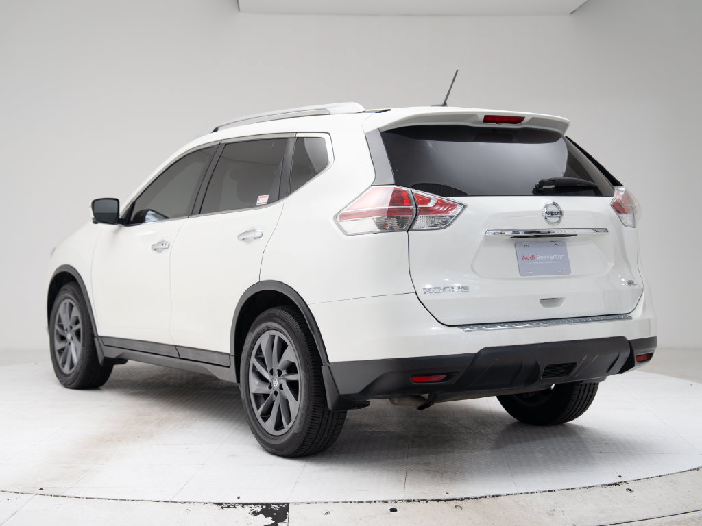 Used 2016 Nissan Rogue SL w/ SL Premium Package FWD image 3