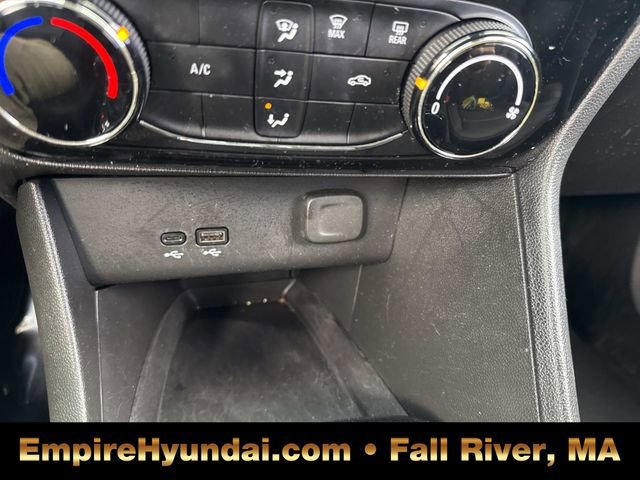 Used 2024 Buick Encore GX Sport Touring image 22