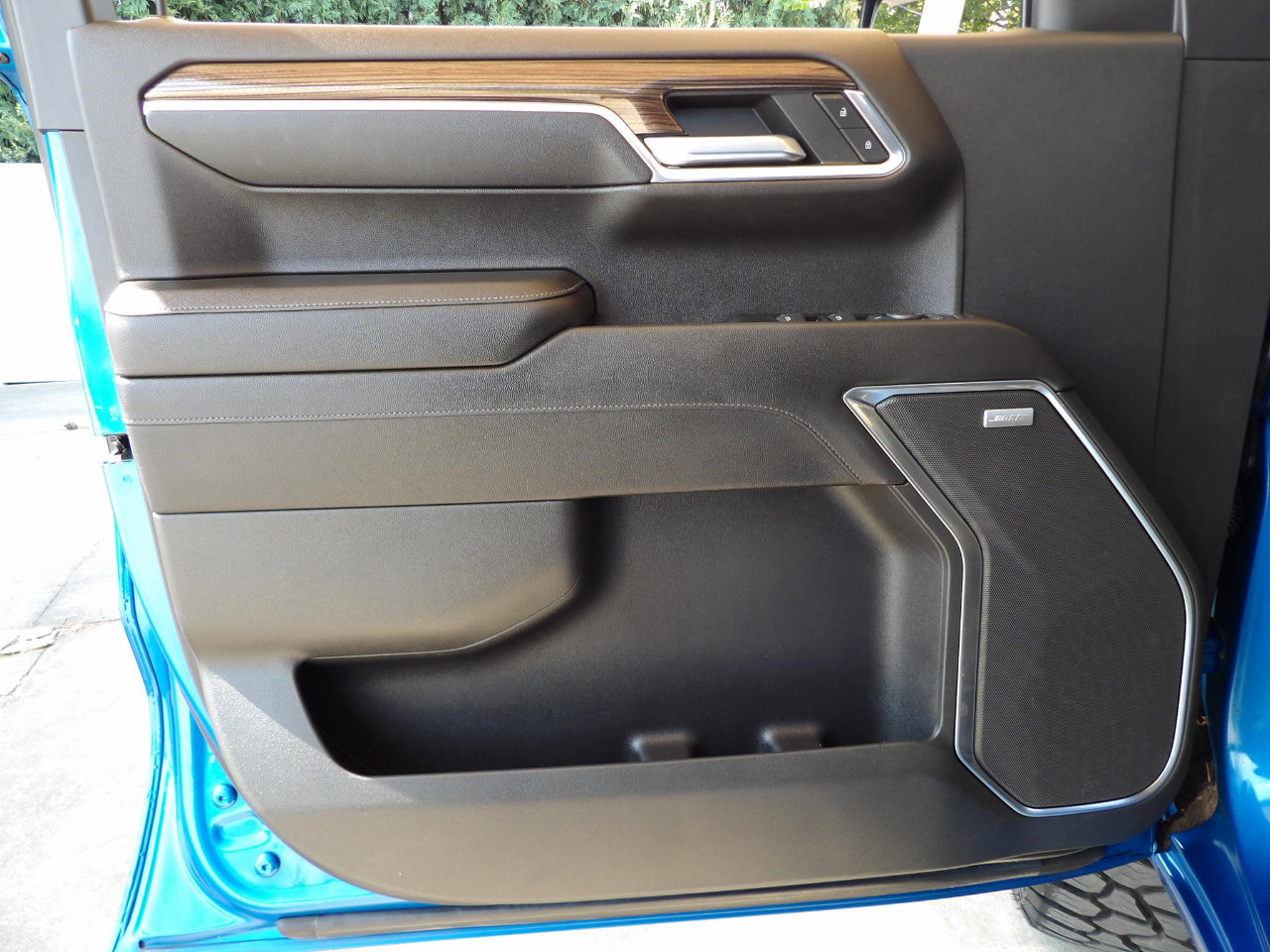 Used 2022 Chevrolet Silverado 1500 LT Trail Boss w/ LT Trail Boss Premium Package image 10