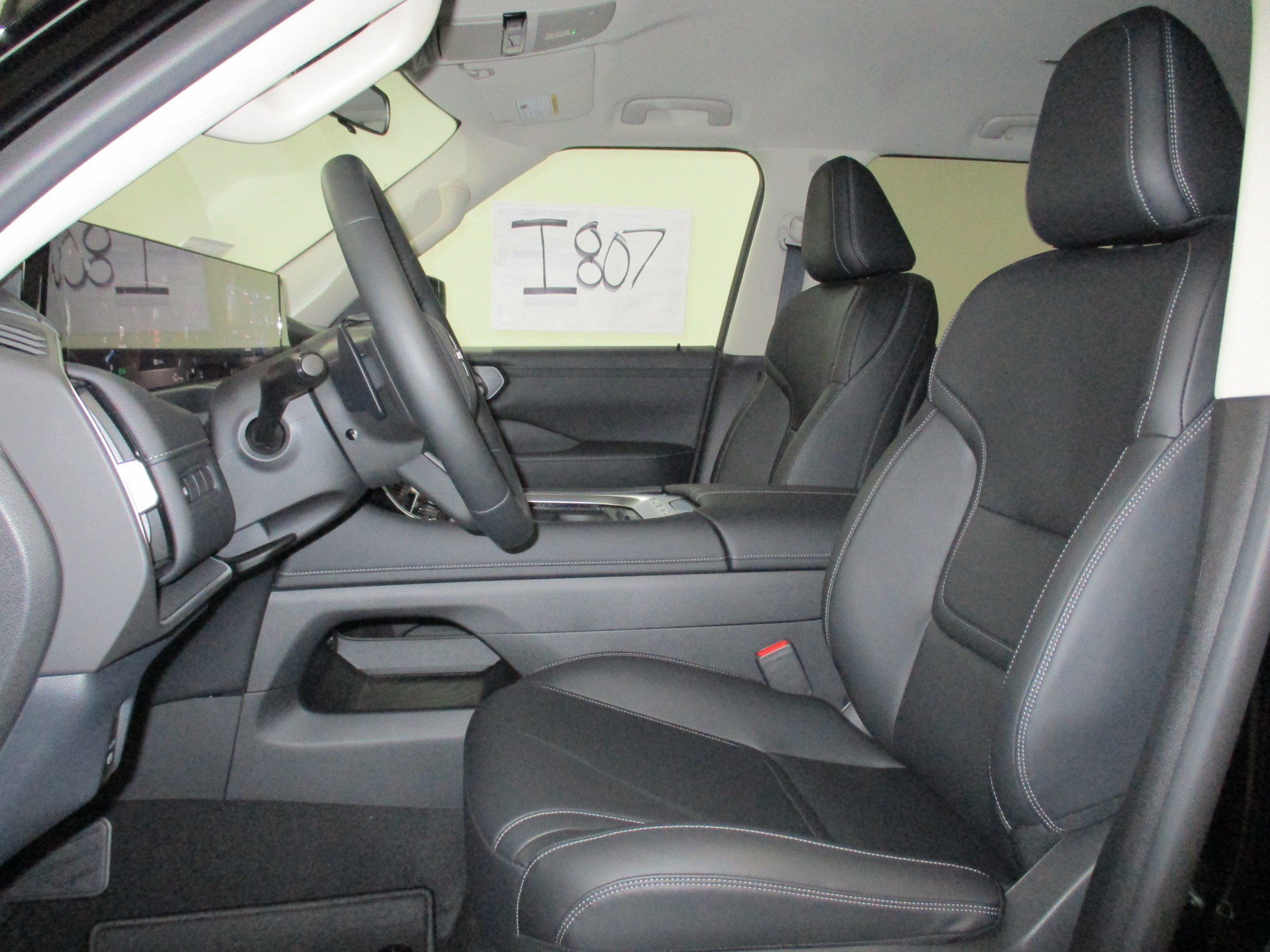 New 2026 Nissan Armada SV image 13