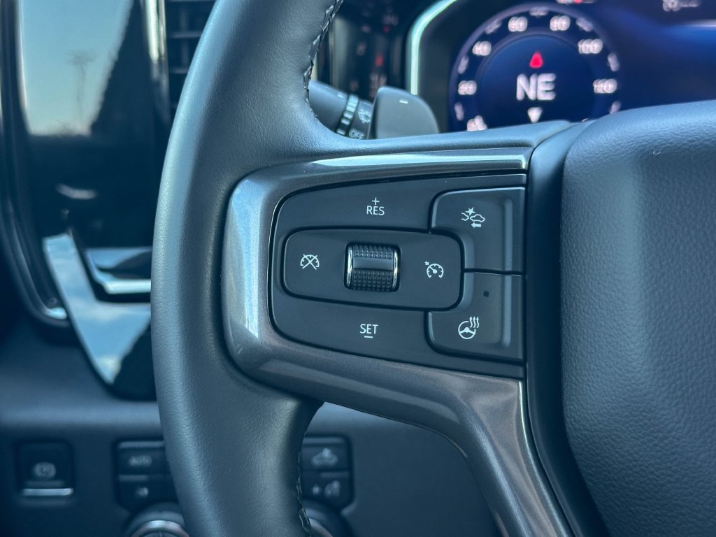 Used 2024 Chevrolet Silverado 1500 ZR2 AWD/4WD image 30