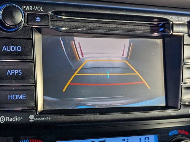 Used 2018 Toyota RAV4 XLE FWD image 22