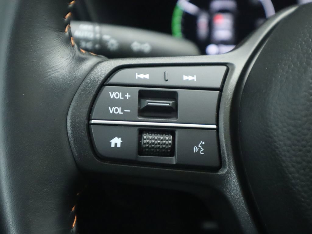 Used 2025 Honda CR-V Sport-L image 11