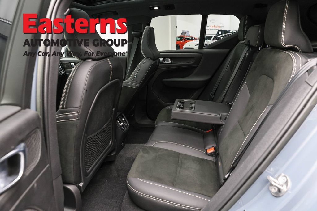 Used 2022 Volvo XC40 P8 Recharge Ultimate AWD/4WD image 21