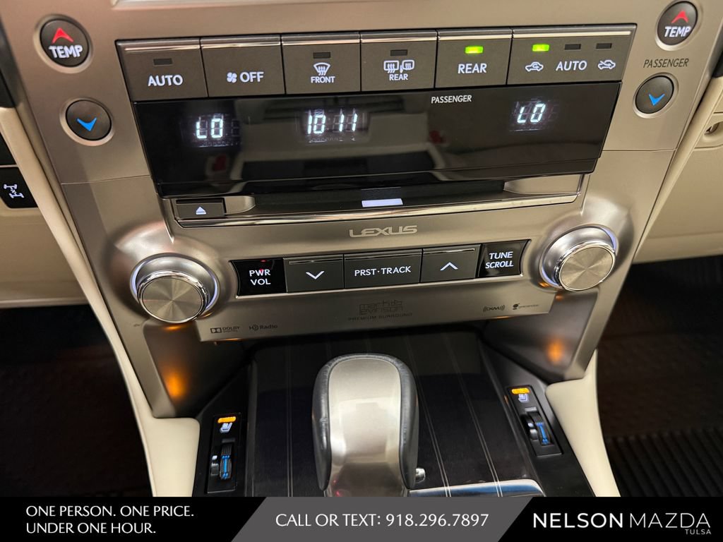 Used 2020 Lexus GX 460 Luxury w/ Luxury Sport Package AWD/4WD image 32