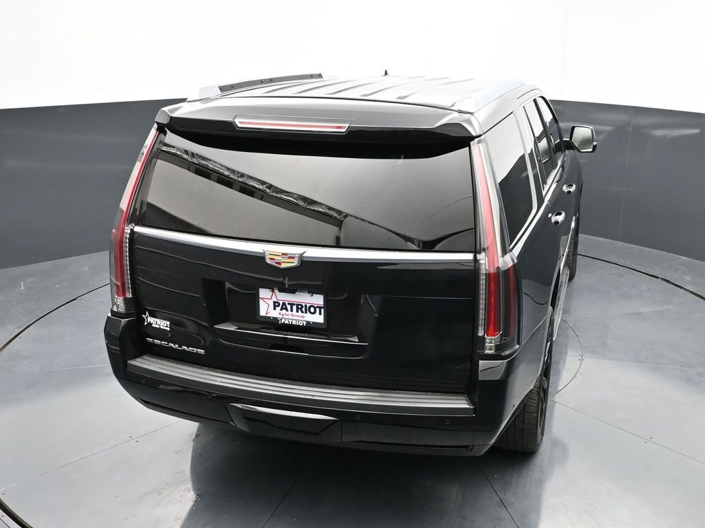 Used 2020 Cadillac Escalade Luxury image 35