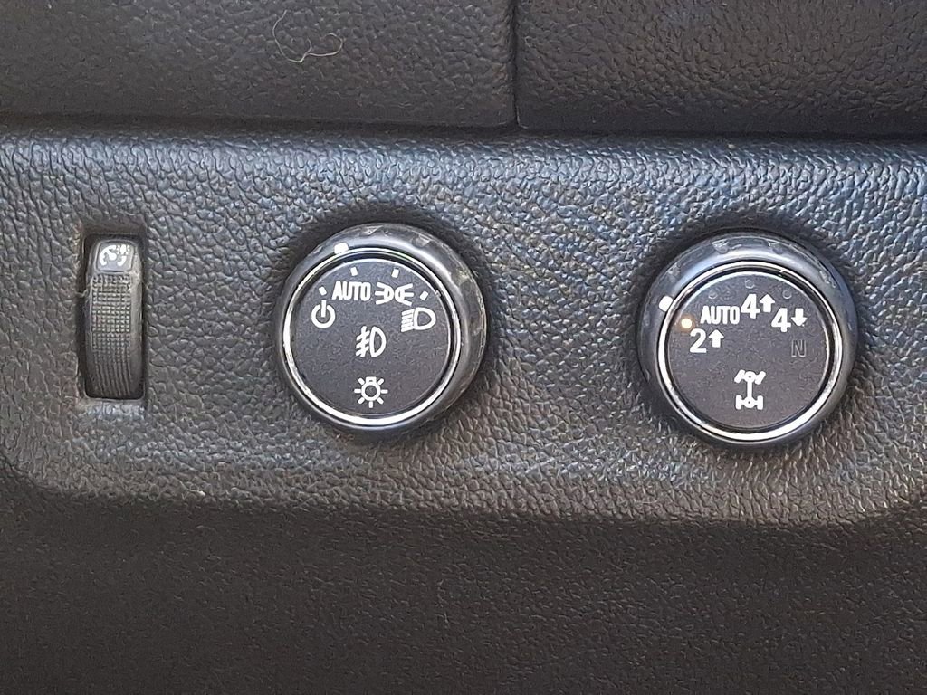 Used 2017 Chevrolet Colorado LT w/ LT Convenience Package image 26