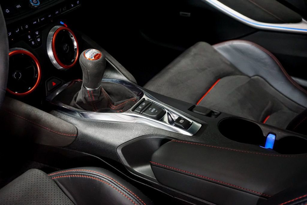 Used 2021 Chevrolet Camaro ZL1 image 12