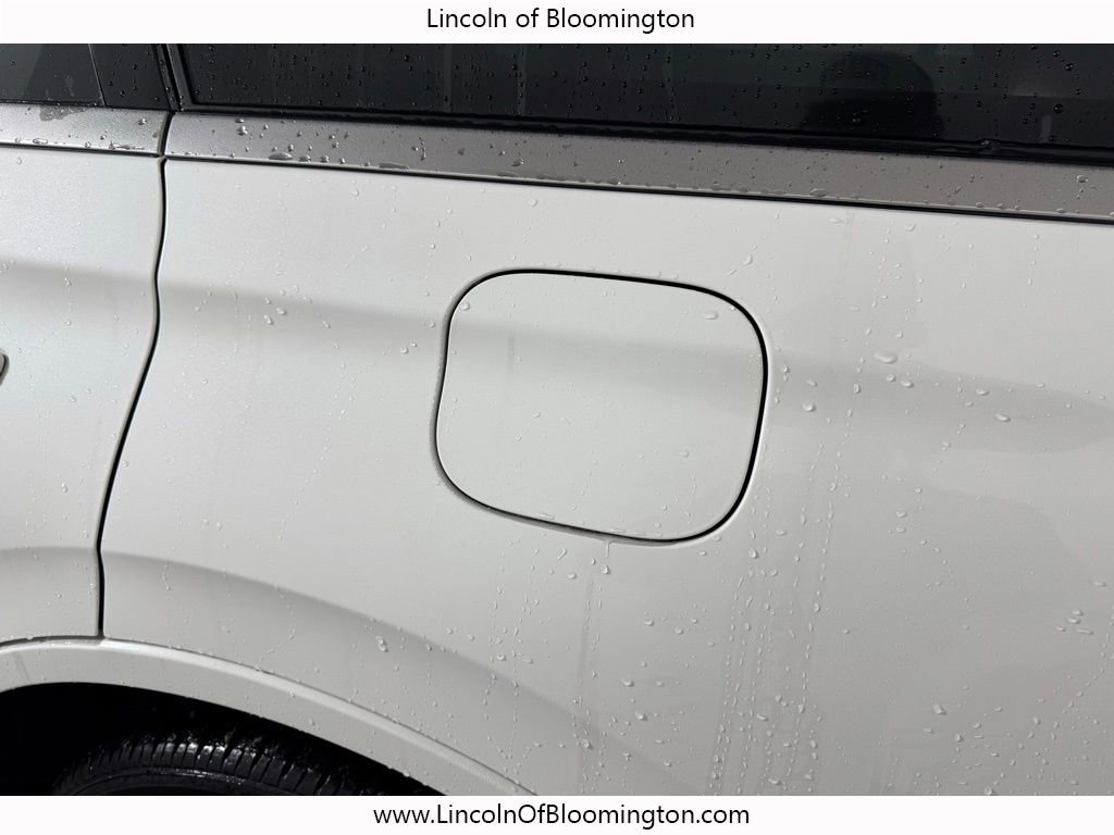 Certified 2025 Lincoln Aviator Black Label image 18