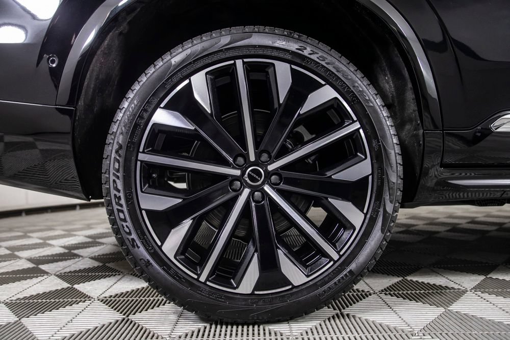 Used 2025 Volvo XC90 T8 Plus w/ Protection Package Premier AWD/4WD image 42