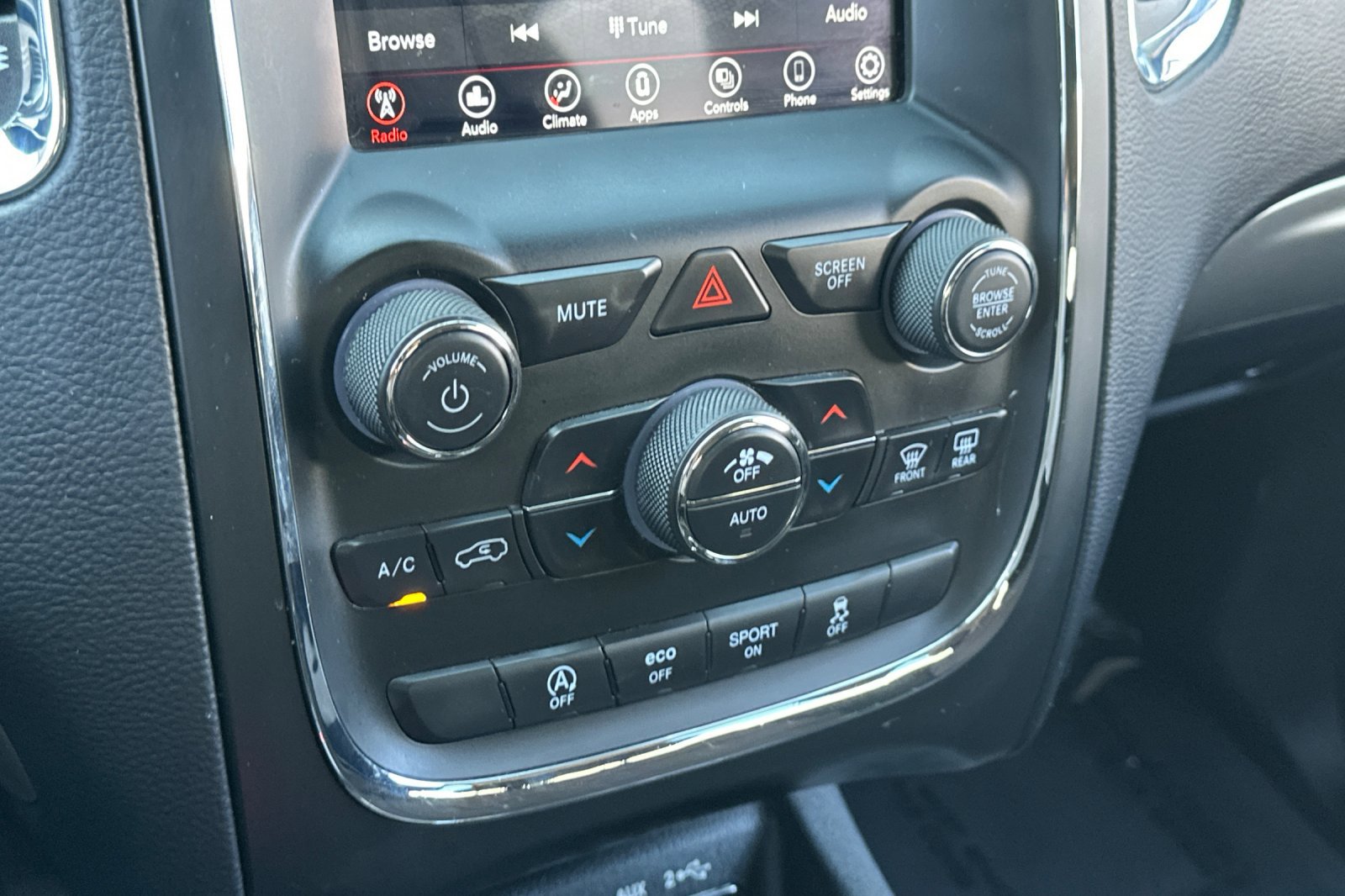 Used 2018 Dodge Durango SXT w/ Trailer Tow Group IV image 29