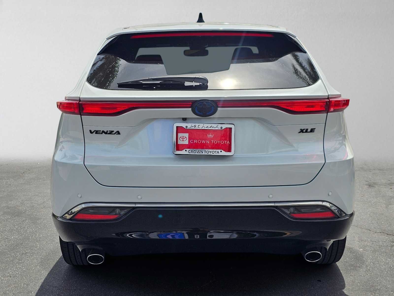 Certified 2024 Toyota Venza Nightshade AWD/4WD image 4