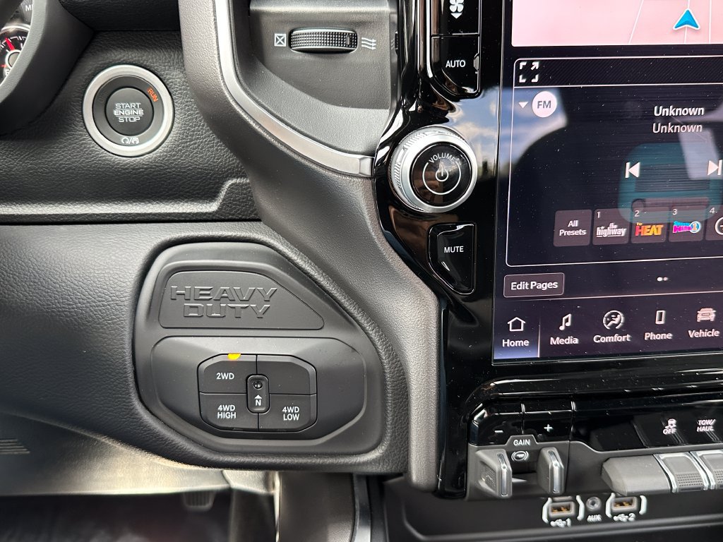 New 2026 RAM 2500 Big Horn AWD/4WD image 22