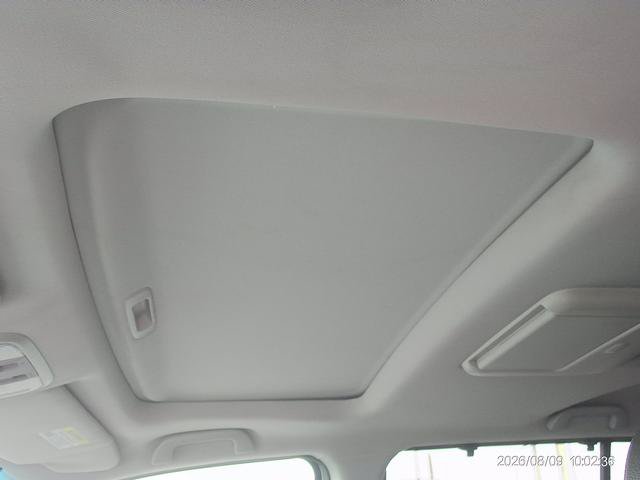 Used 2015 Honda Pilot Touring image 11