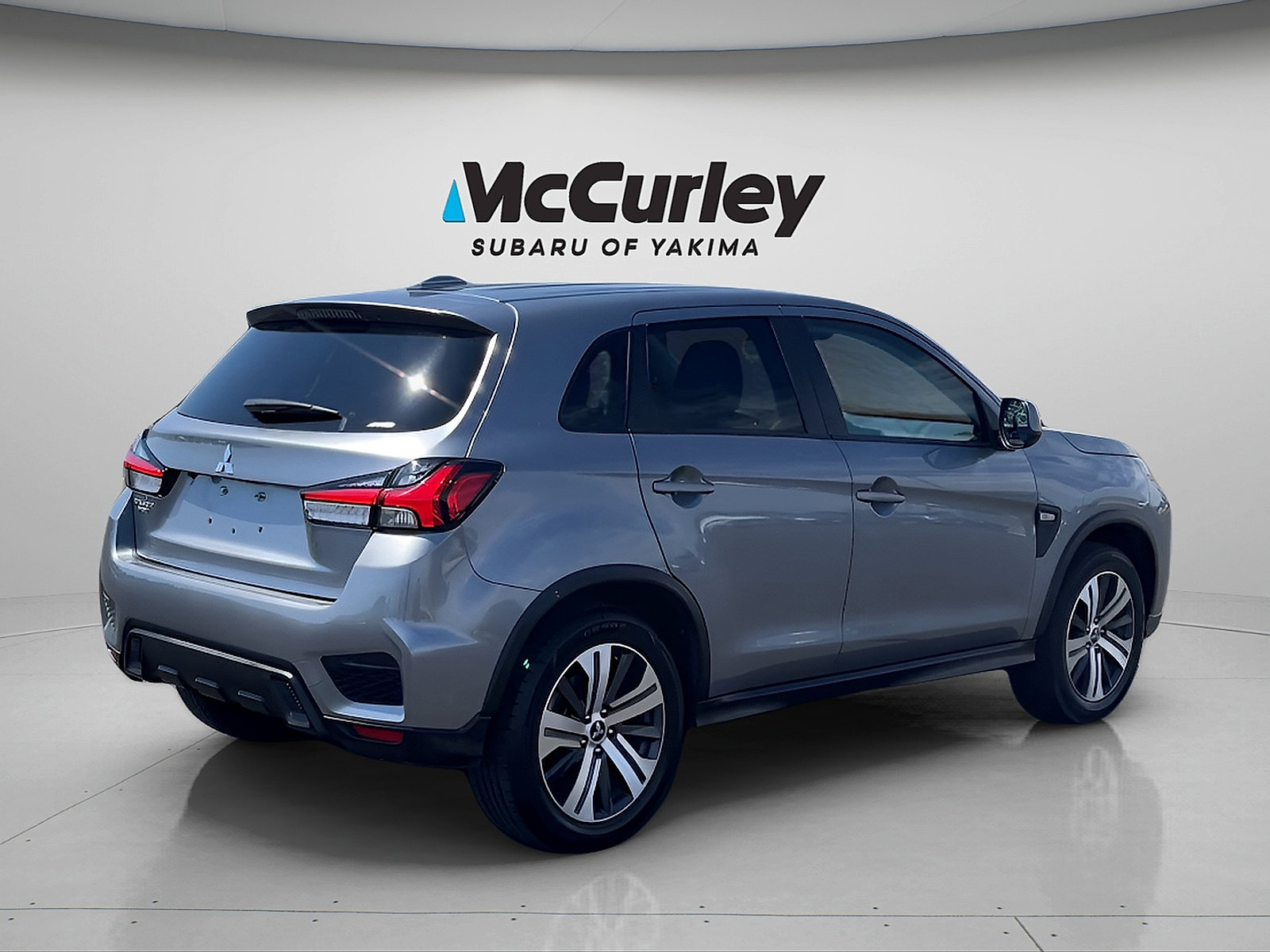 Used 2024 Mitsubishi Outlander Sport ES AWD/4WD image 5