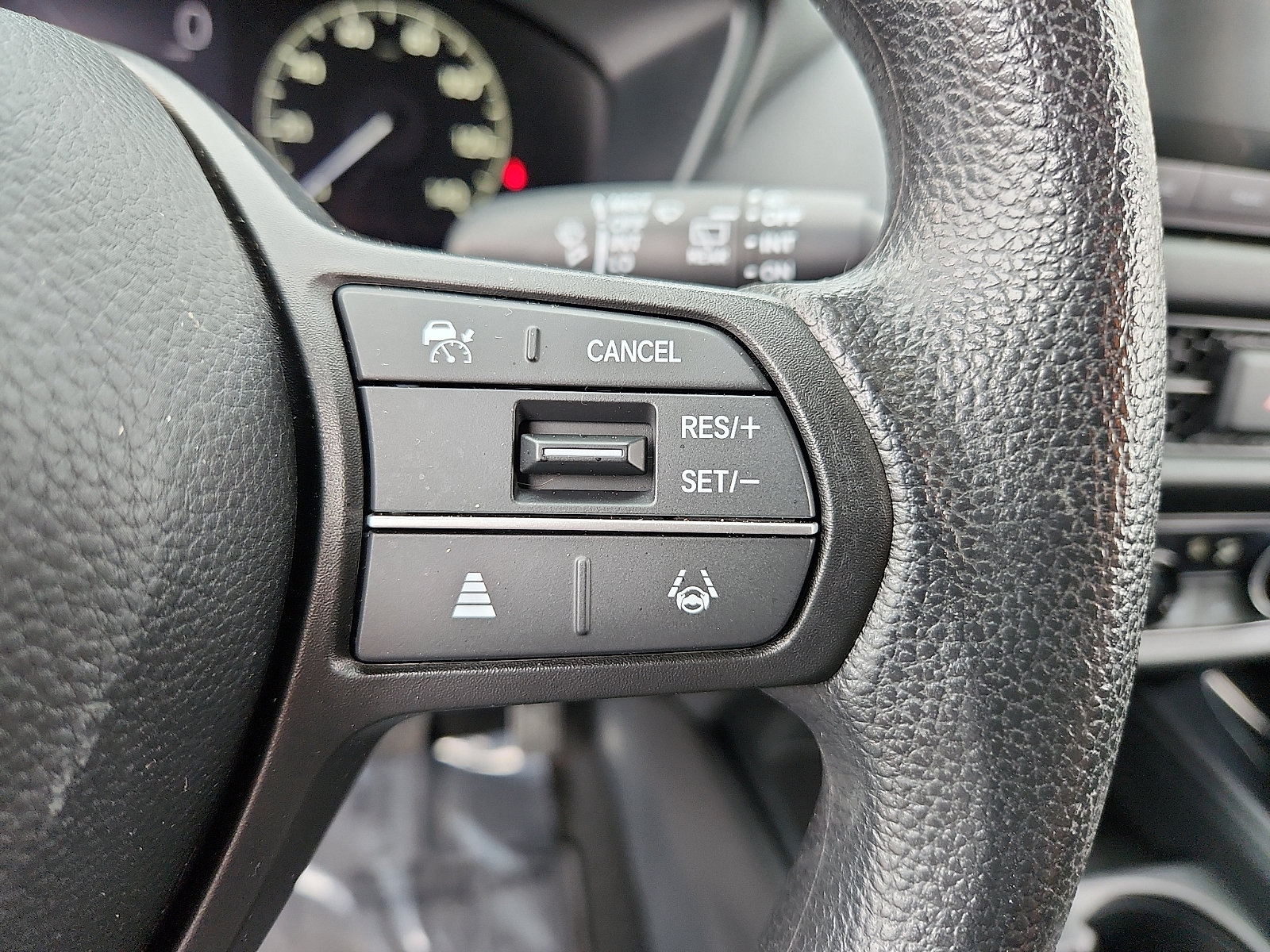 Used 2024 Honda HR-V LX image 22