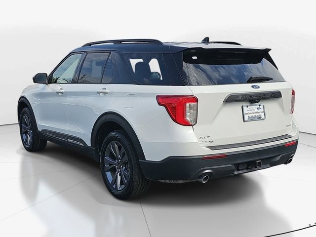 Used 2023 Ford Explorer XLT w/ Equipment Group 202A image 6