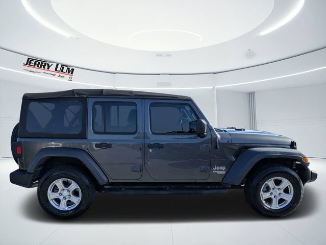 Used 2018 Jeep Wrangler Unlimited Sport S AWD/4WD image 2