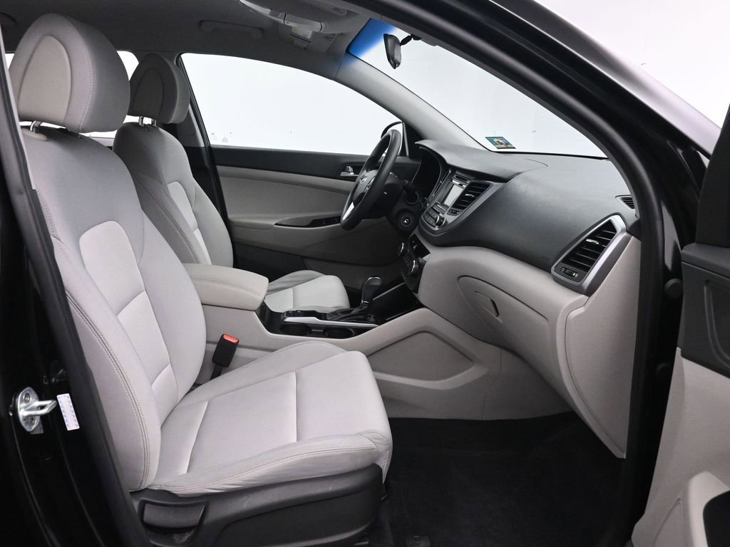 Used 2017 Hyundai Tucson SE FWD image 25