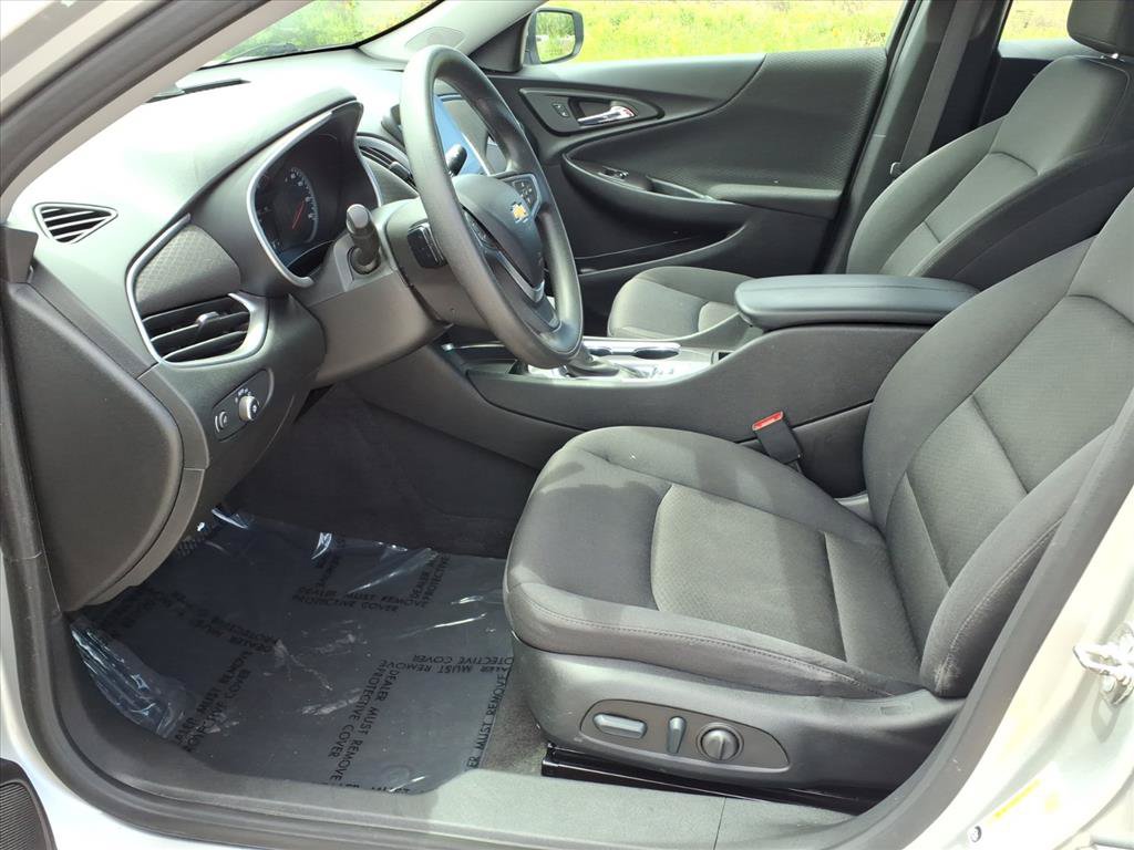 Used 2022 Chevrolet Malibu LT FWD image 21