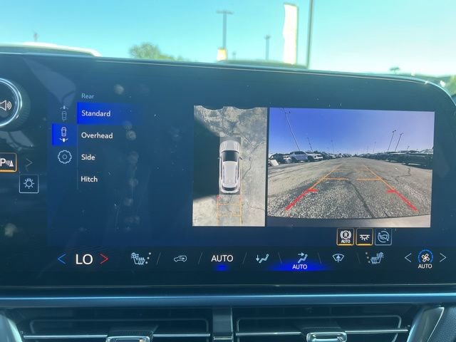 New 2026 Chevrolet Equinox EV LT image 22