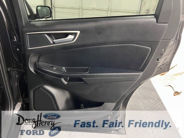 Used 2024 Ford Edge SEL image 33