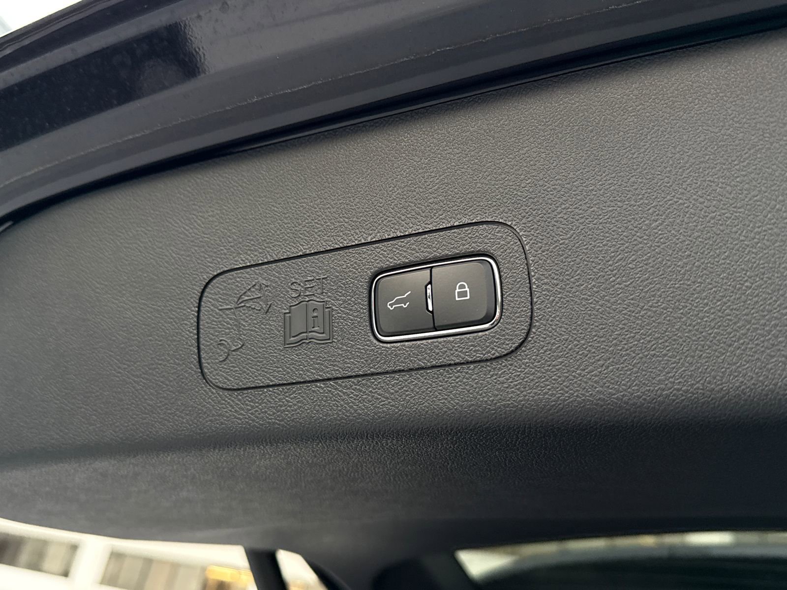 New 2025 Lincoln Aviator Black Label image 15